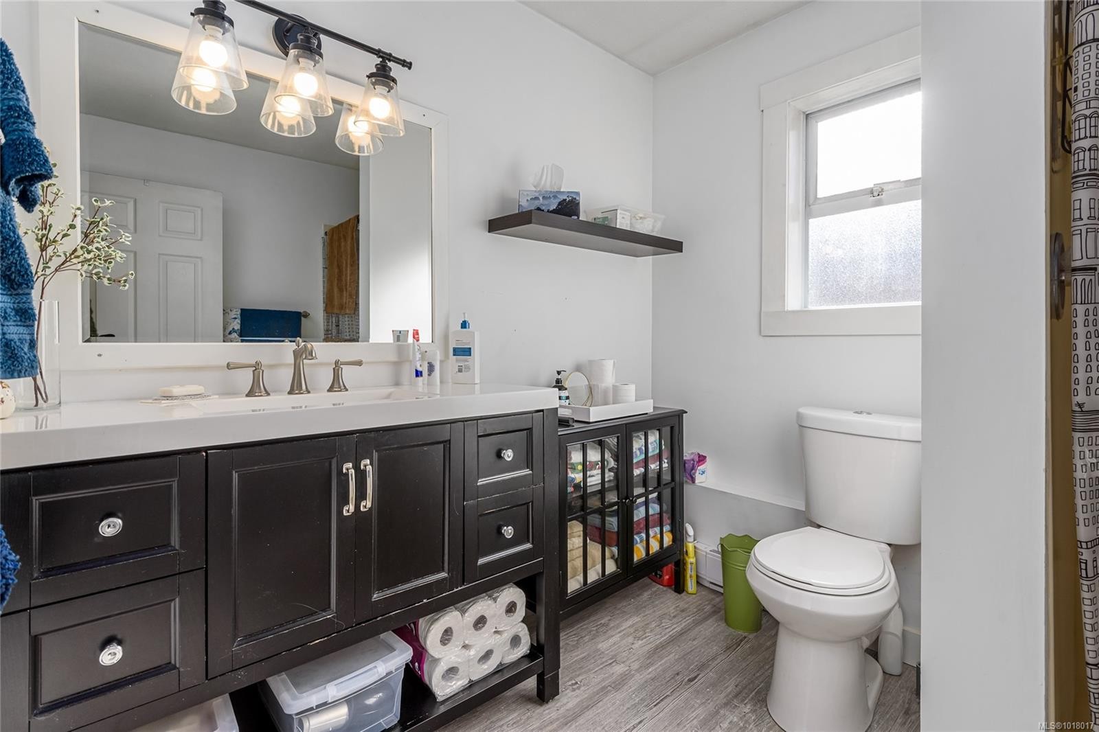 2043 Valley View Dr, Courtenay, BC