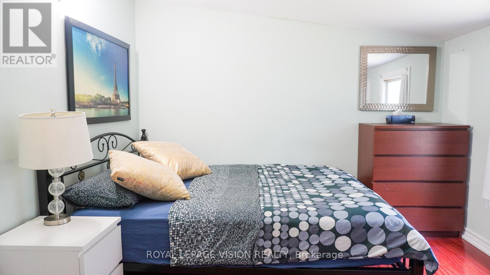 Coach House - 117 William Street, Whitchurch-Stouffville, ON - Indoor Photo Showing Bedroom