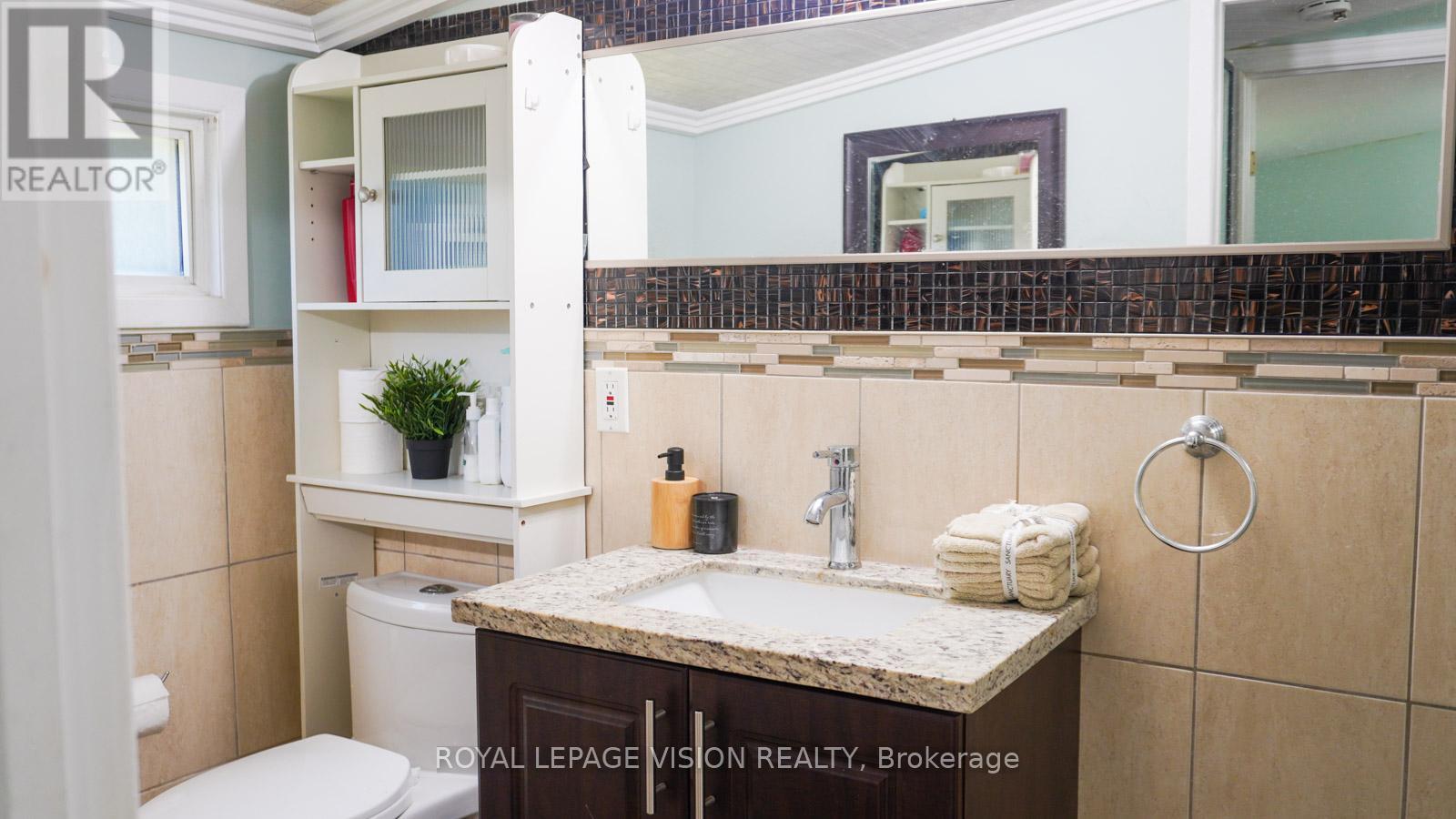 Coach House - 117 William Street, Whitchurch-Stouffville, ON - Indoor Photo Showing Bathroom