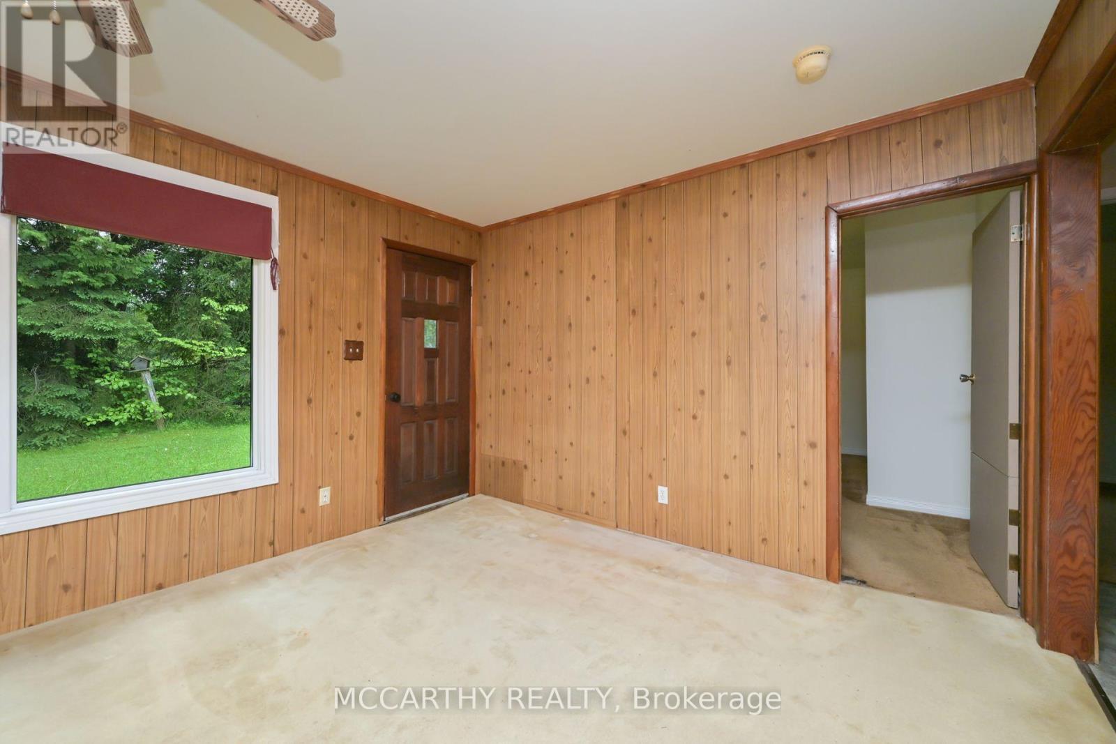 606095 River Road, Mulmur, ON - Indoor Photo Showing Other Room