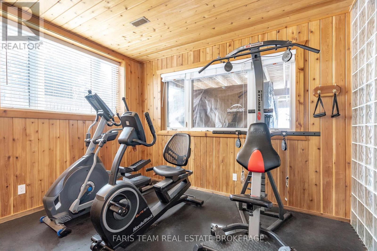 24 Finley Drive, Tiny, ON - Indoor Photo Showing Gym Room
