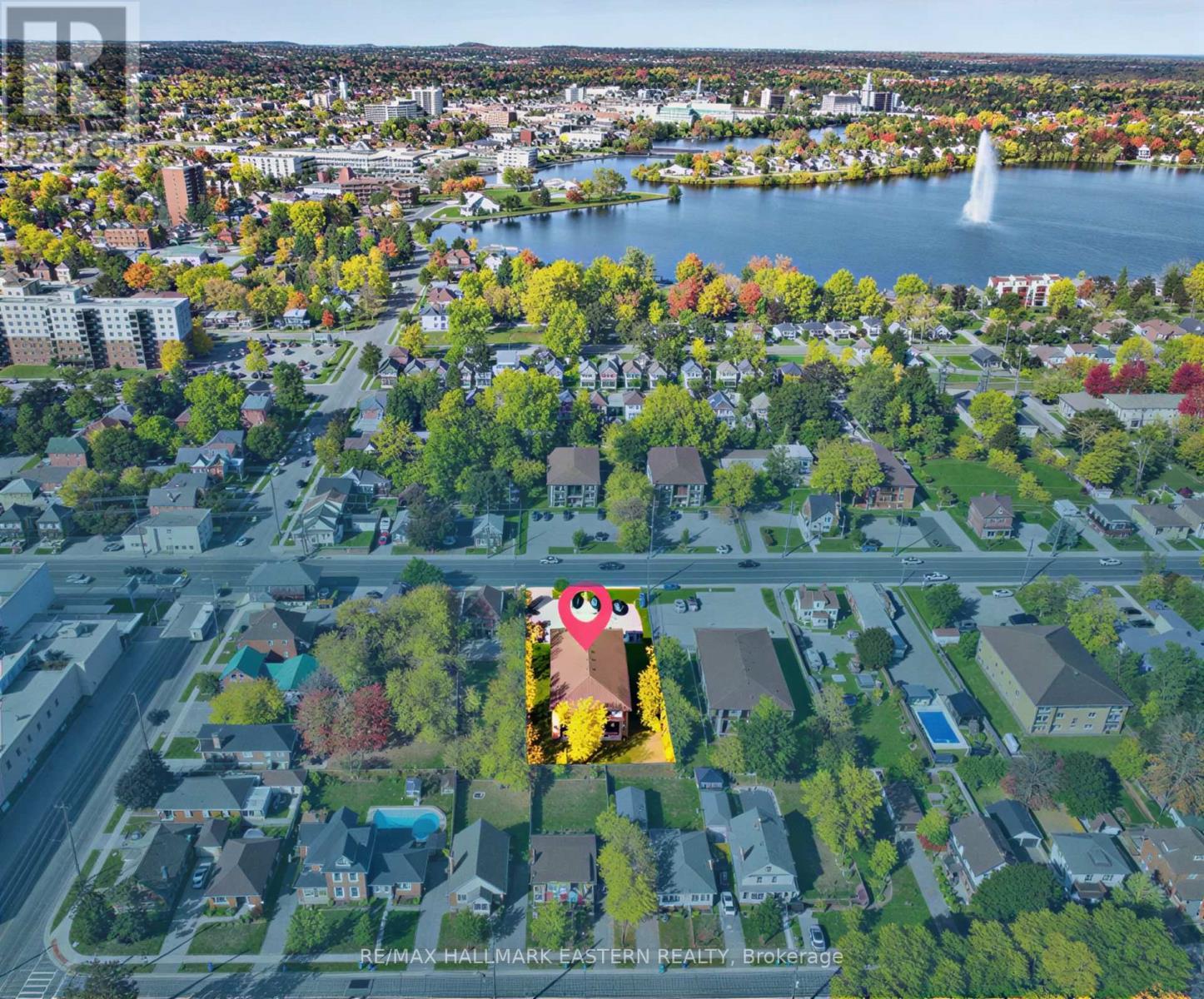 135 Lansdowne Street W, Peterborough (Otonabee Ward 1), ON - Outdoor With Body Of Water With View