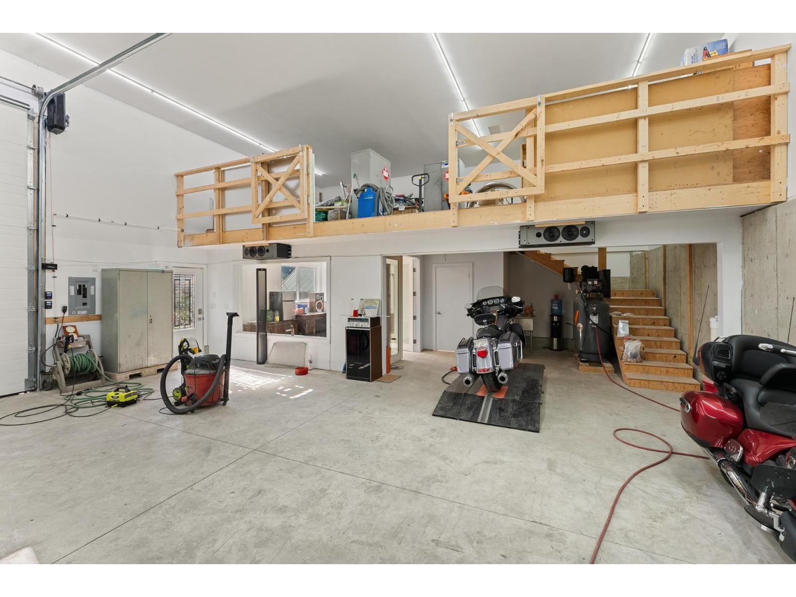 46751 Chilliwack Lake Road|Chilliwack River Valley, Sardis - Chwk River Valley, BC