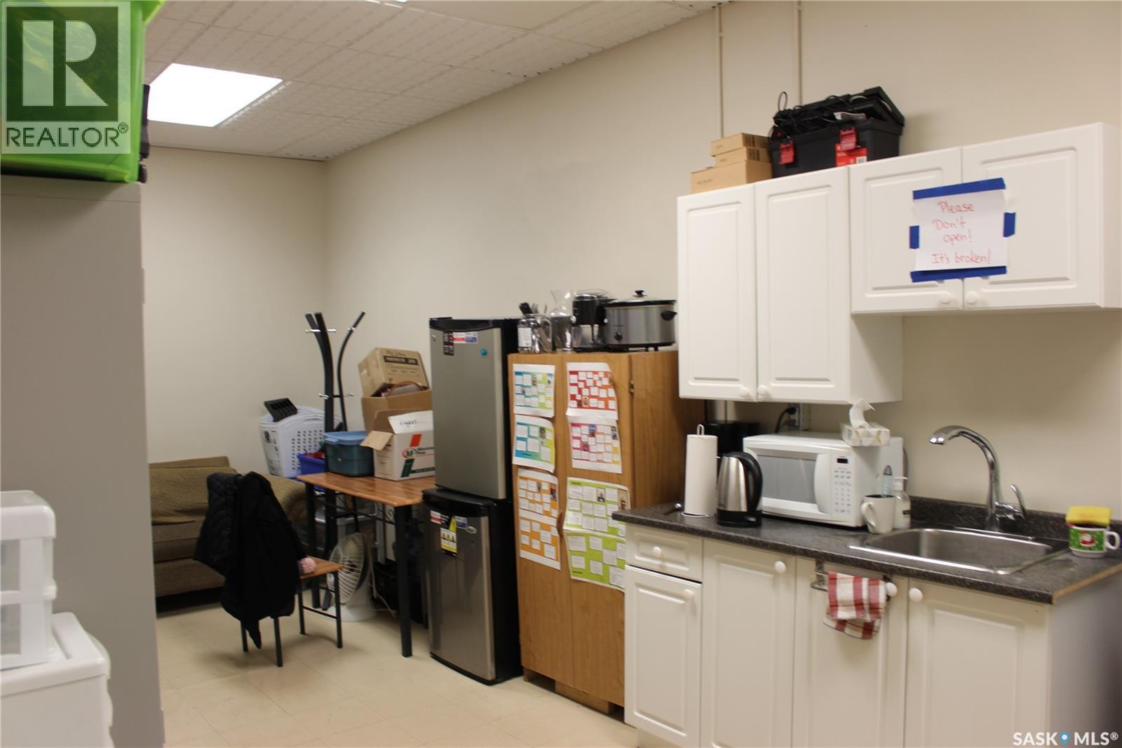 432 Main Street N, Moose Jaw, SK