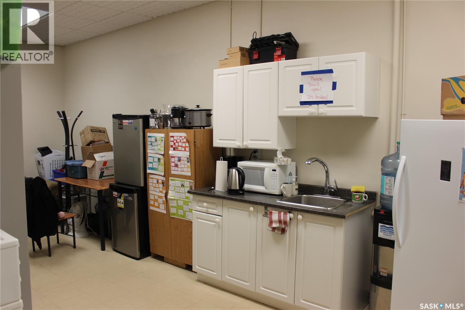 432 Main Street N, Moose Jaw, SK