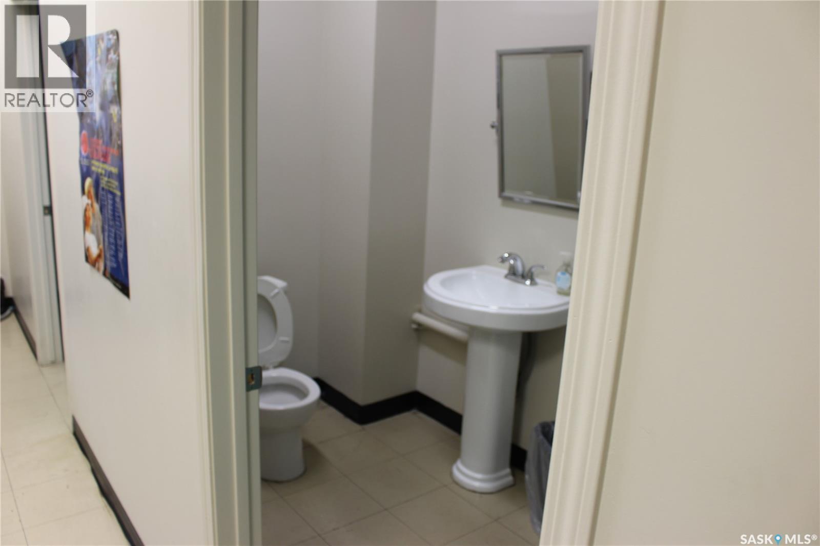 432 Main Street N, Moose Jaw, SK