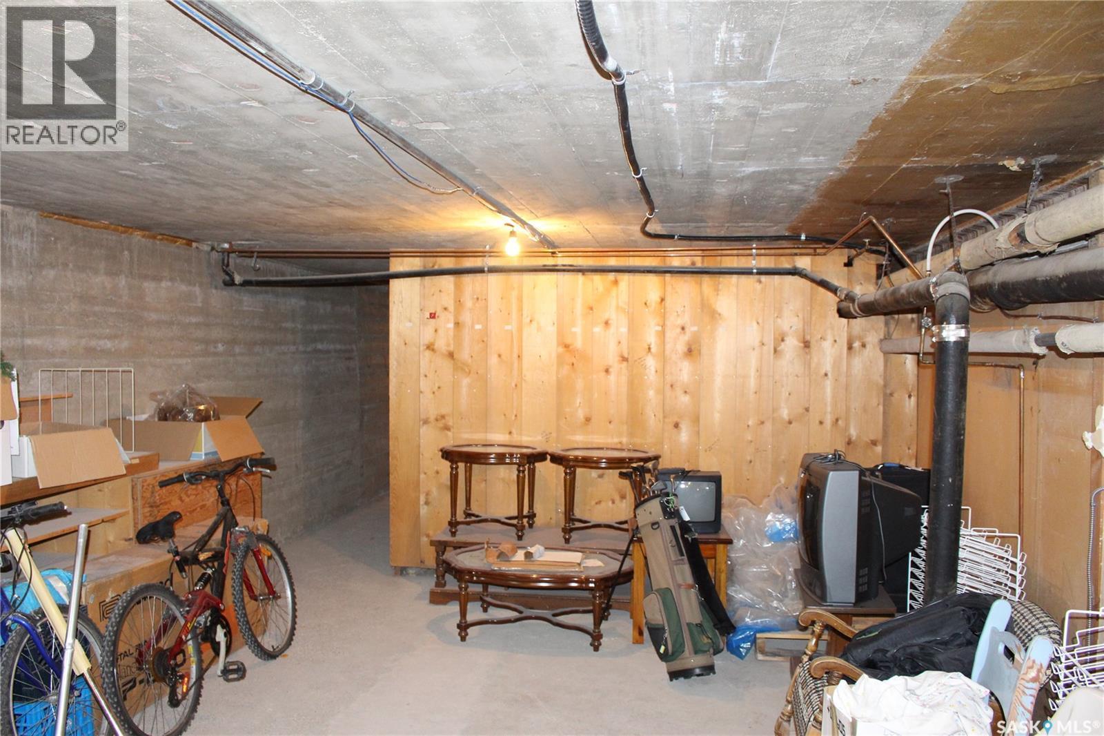 432 Main Street N, Moose Jaw, SK