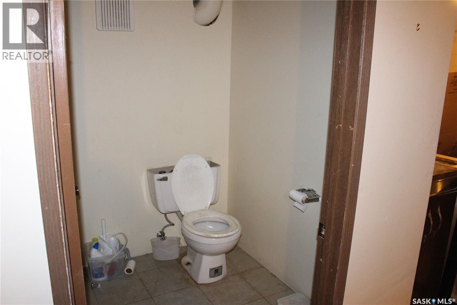 432 Main Street N, Moose Jaw, SK