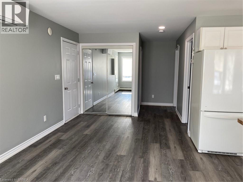 106 Marlborough Street Unit# 1, Brantford, ON - Indoor Photo Showing Other Room