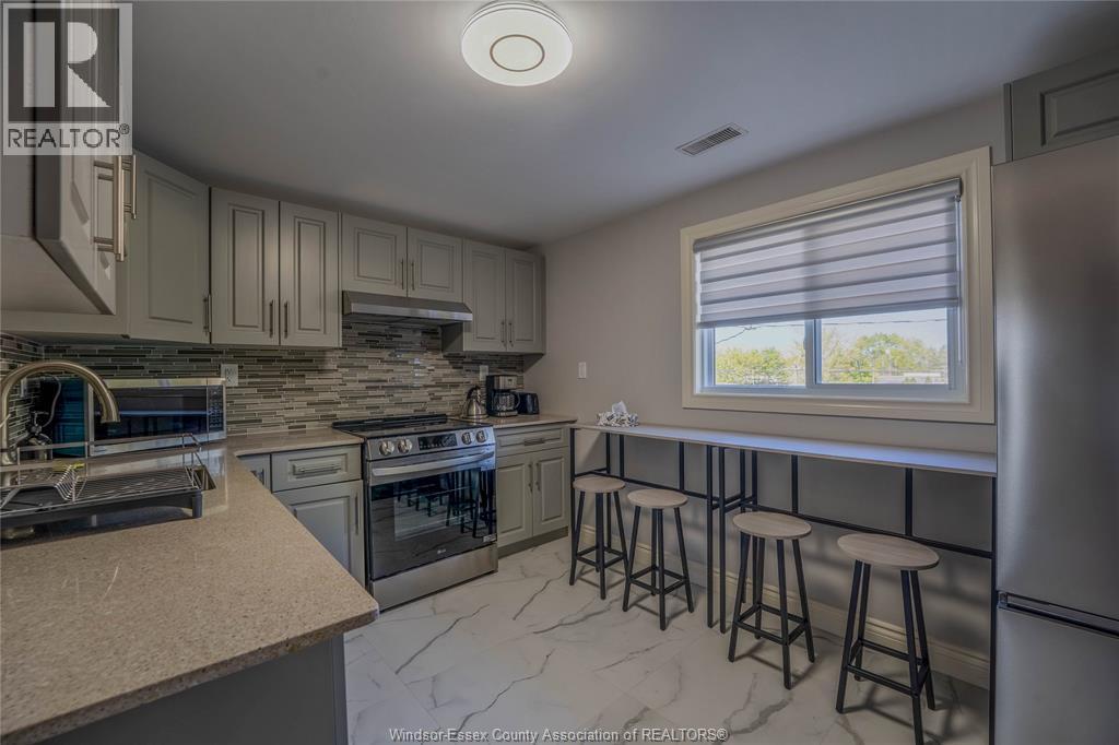 1221 Poisson Street Unit# 2, Tecumseh, ON - Indoor Photo Showing Kitchen With Stainless Steel Kitchen