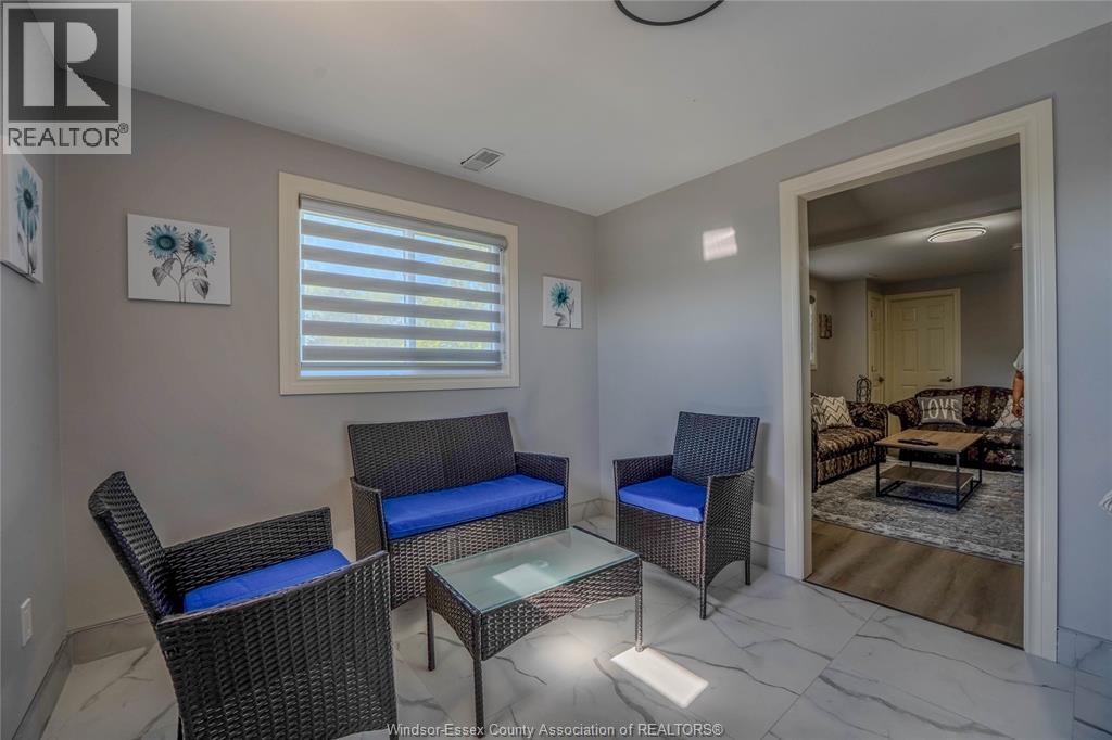 1221 Poisson Street Unit# 2, Tecumseh, ON - Indoor