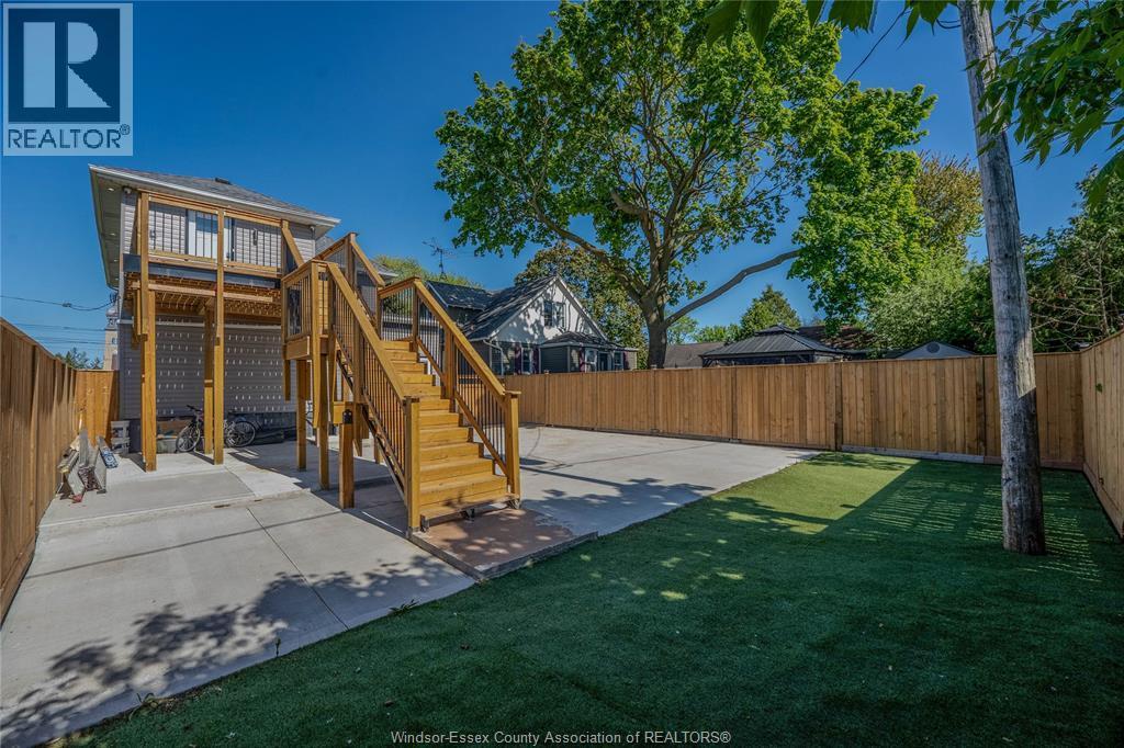 1221 Poisson Street Unit# 2, Tecumseh, ON - Outdoor