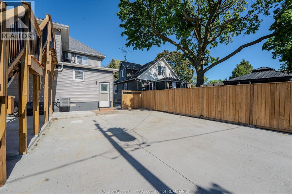 1221 Poisson Street Unit# 2, Tecumseh, ON - Outdoor