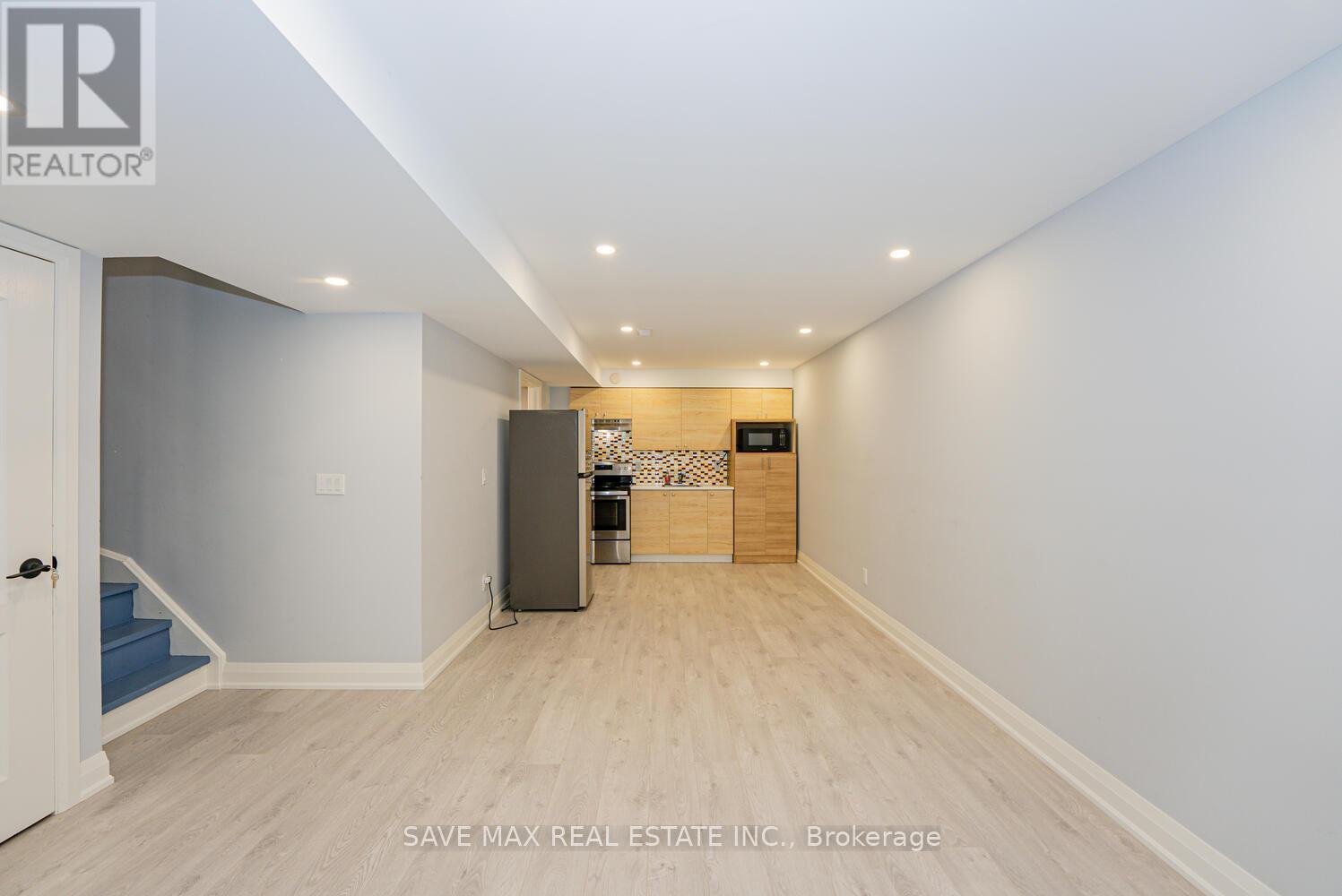 Bsmt - 40 Ed Quigg Way, Vaughan, ON - Indoor Photo Showing Other Room