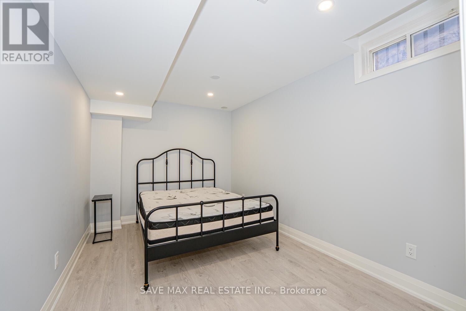 Bsmt - 40 Ed Quigg Way, Vaughan, ON - Indoor Photo Showing Bedroom