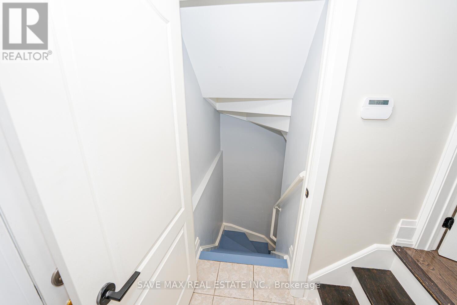 Bsmt - 40 Ed Quigg Way, Vaughan, ON - Indoor Photo Showing Other Room