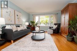 Beautiful living room, bay window -