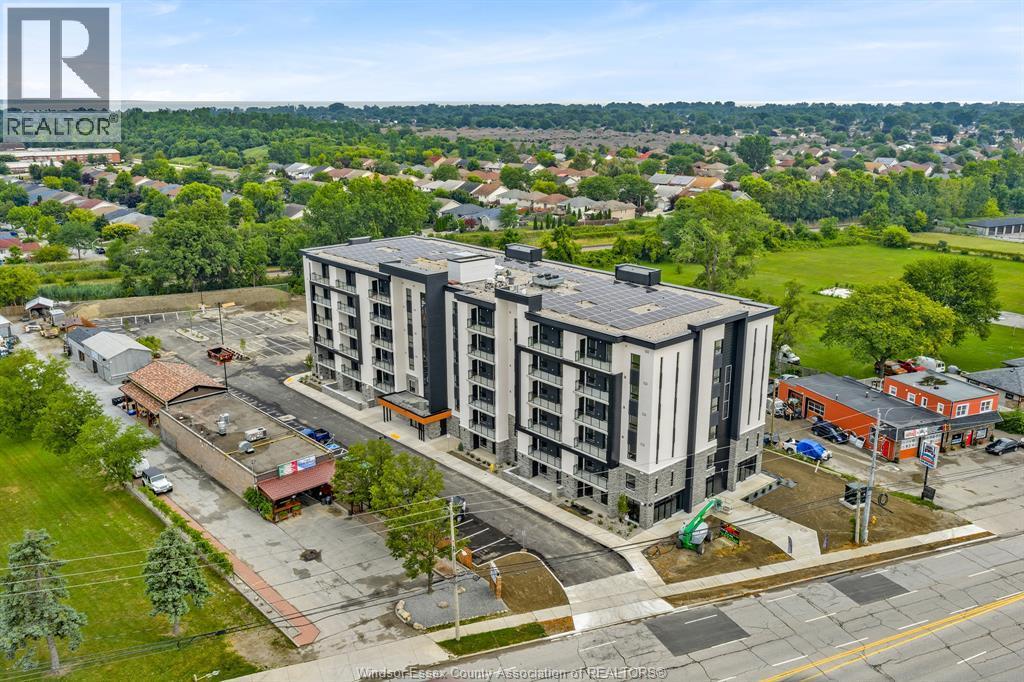 11646 Tecumseh Road East Unit# B1, Windsor, ON - Outdoor With View