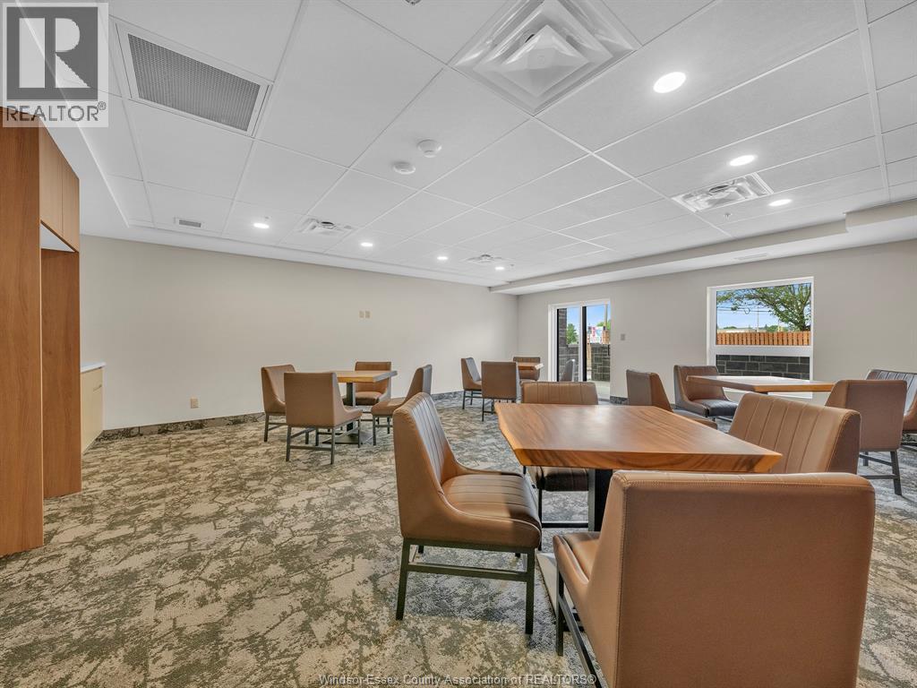 11646 Tecumseh Road East Unit# B1, Windsor, ON - Indoor