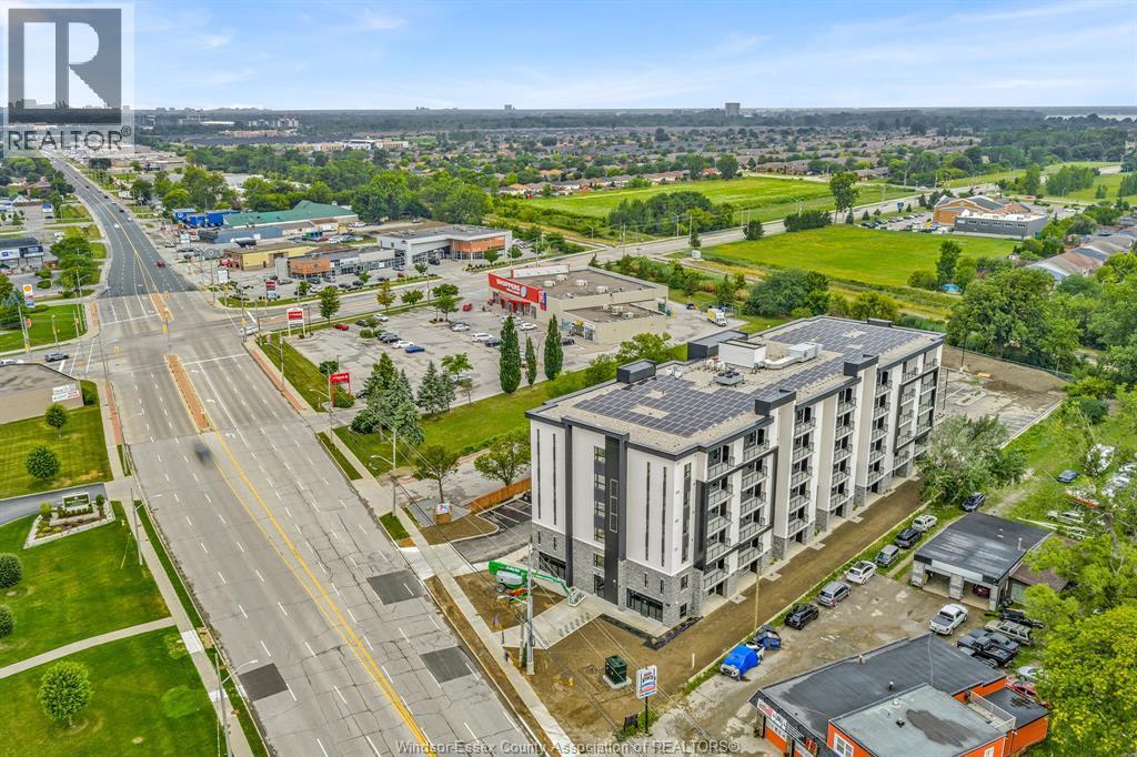 11646 Tecumseh Road East Unit# B1, Windsor, ON - Outdoor With View
