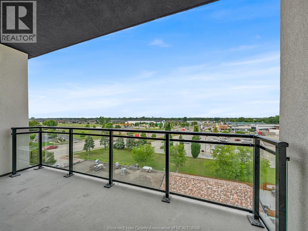 11646 Tecumseh Road East Unit# A2, Windsor, ON - Outdoor With View With Exterior