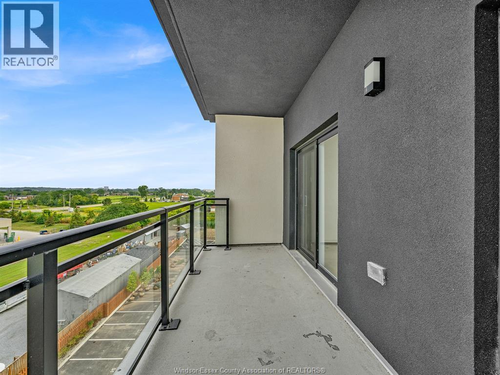 11646 Tecumseh Road East Unit# A2, Windsor, ON - Outdoor With View With Exterior