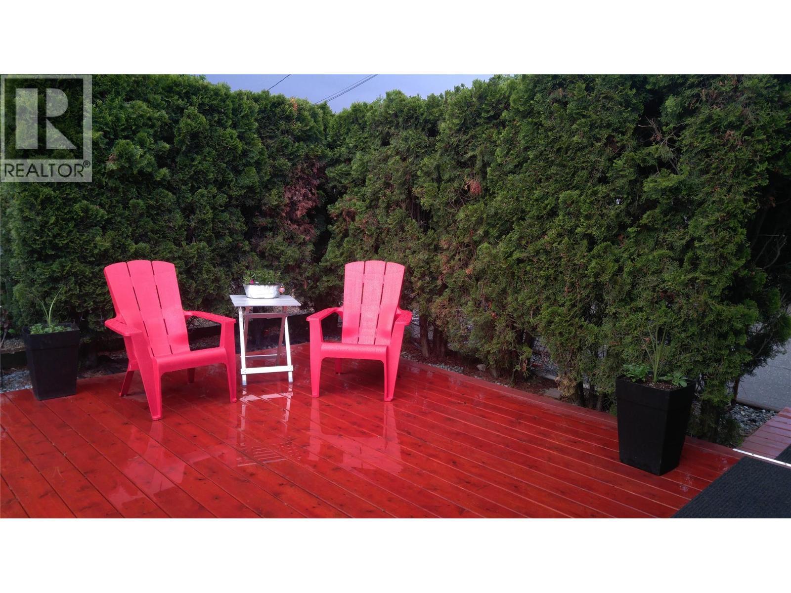 3930 26 Street, Vernon, BC - Outdoor