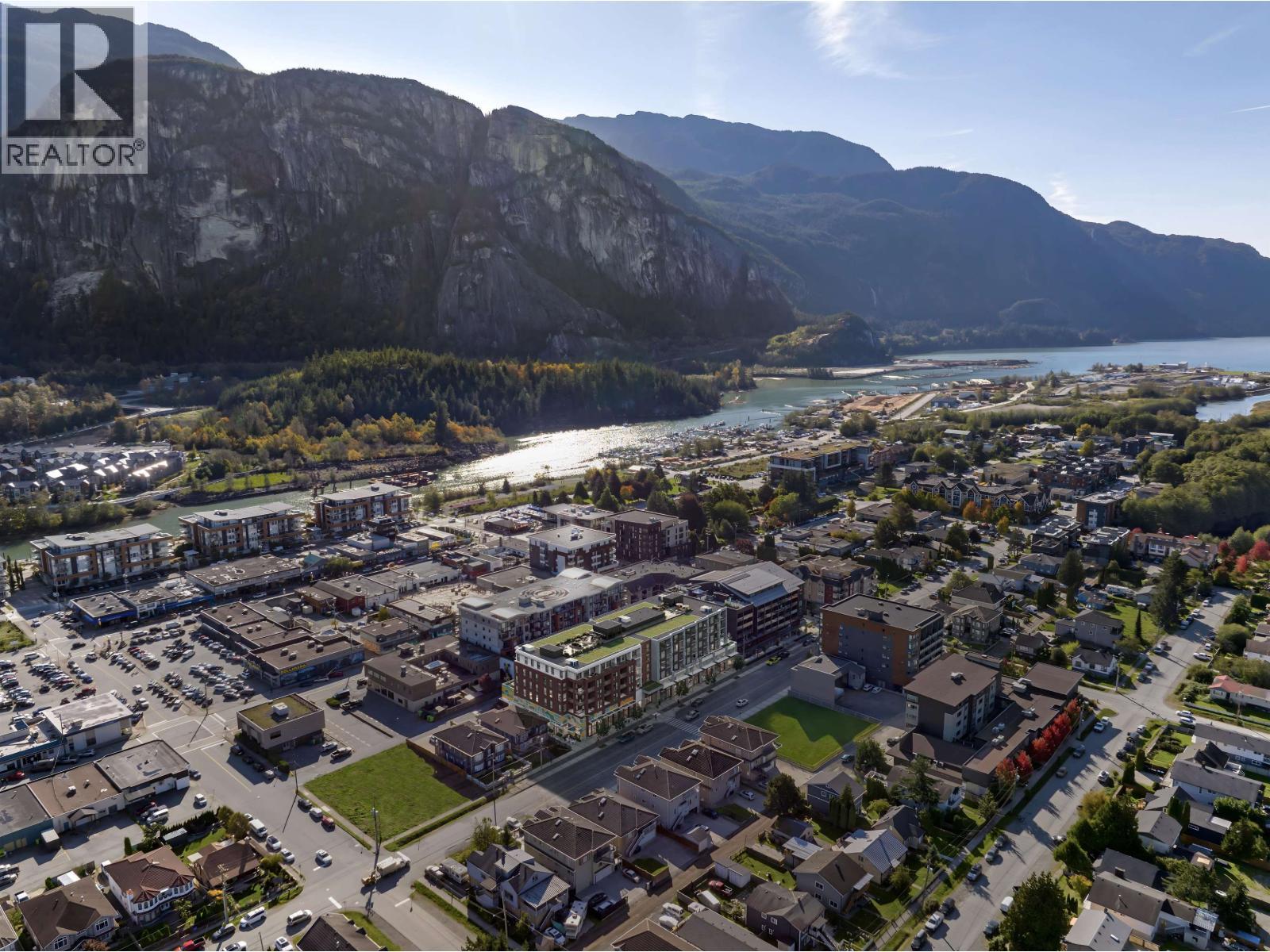 Sl 7&8 38028 Third Avenue, Squamish, BC