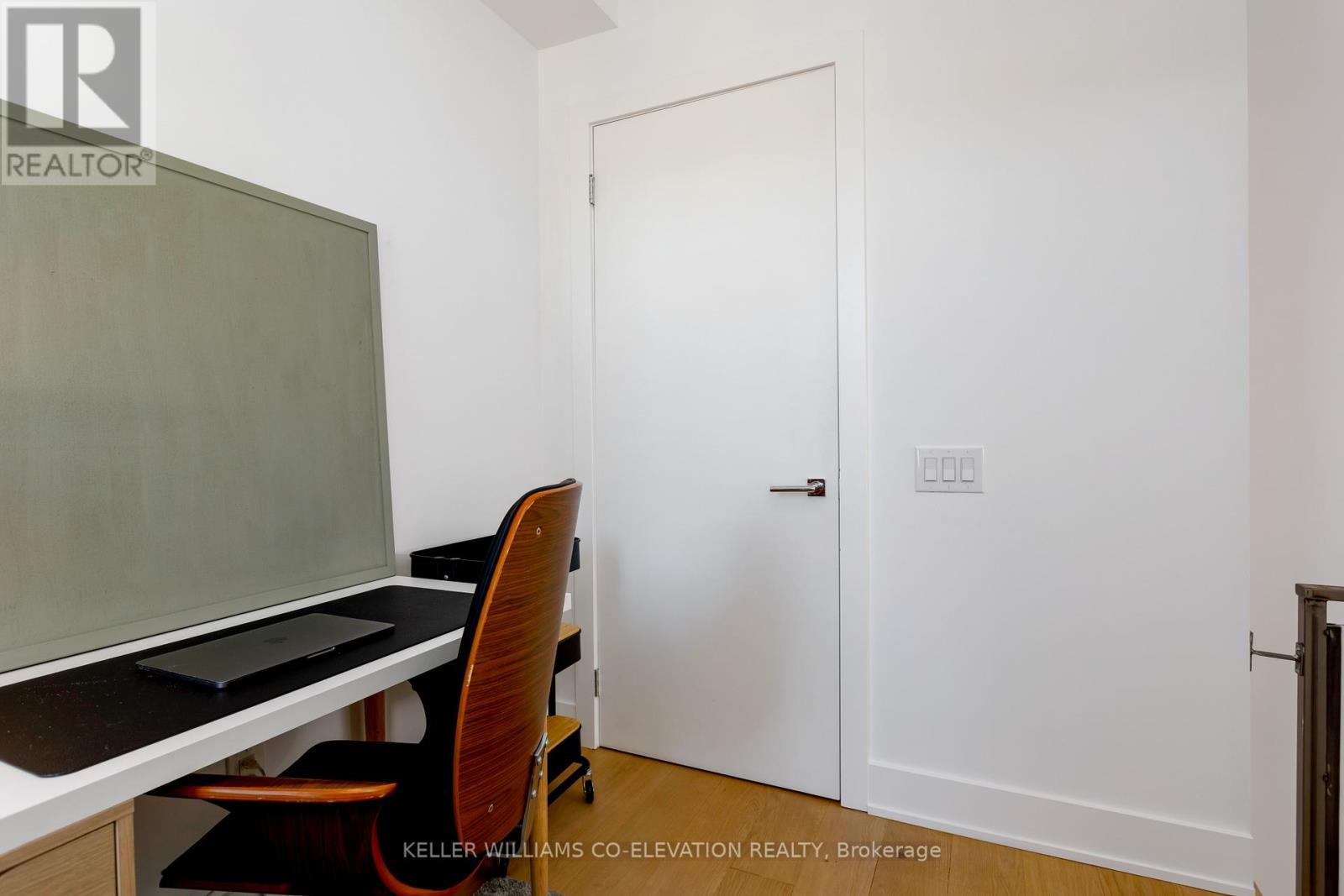 204 - 483 Dupont Street, Toronto, ON - Indoor Photo Showing Office