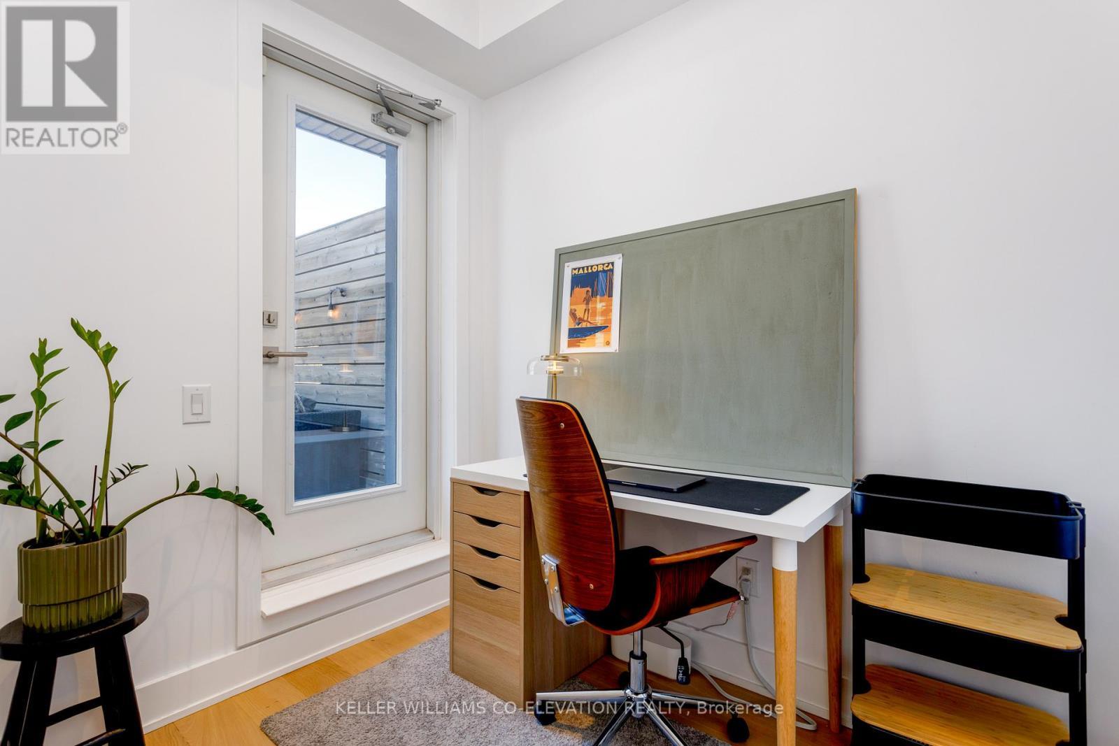 204 - 483 Dupont Street, Toronto, ON - Indoor Photo Showing Office