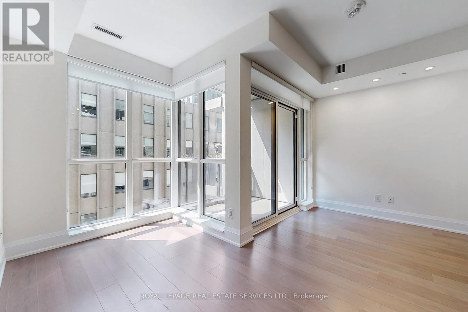 808 - 88 Cumberland Street, Toronto, ON - Indoor Photo Showing Other Room