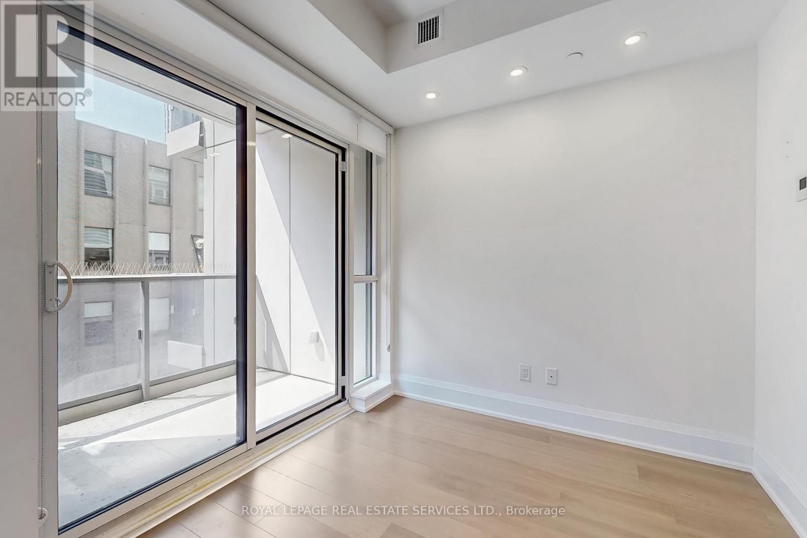 808 - 88 Cumberland Street, Toronto, ON - Indoor Photo Showing Other Room