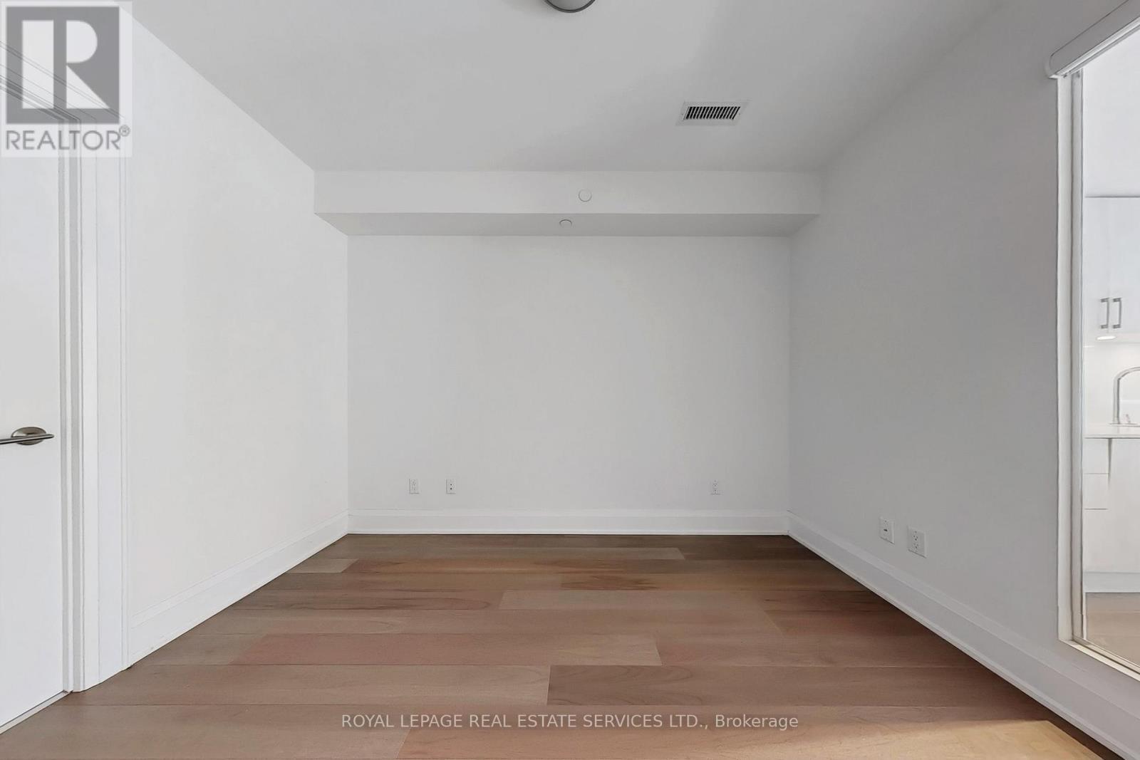 808 - 88 Cumberland Street, Toronto, ON - Indoor Photo Showing Other Room