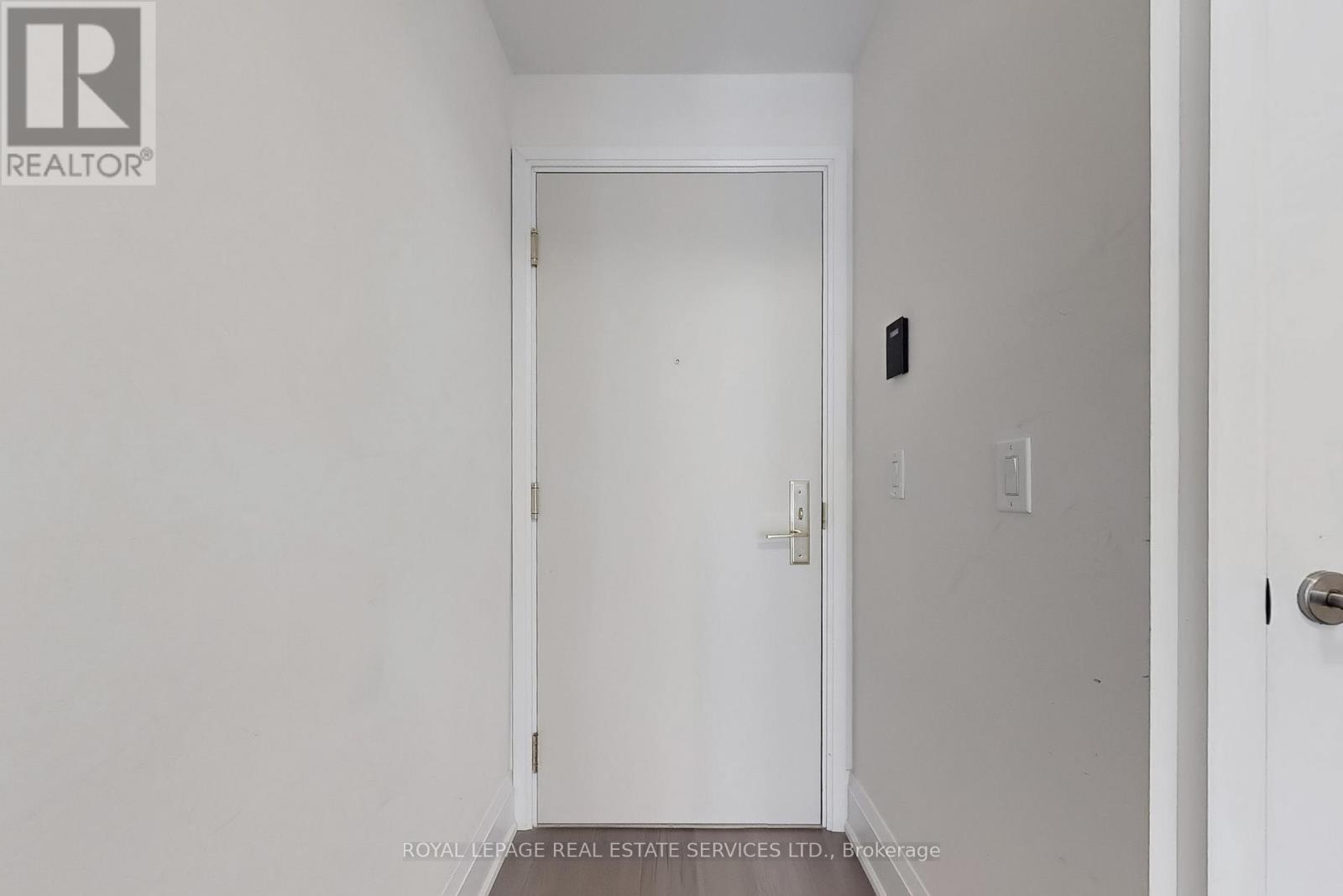 808 - 88 Cumberland Street, Toronto, ON - Indoor Photo Showing Other Room