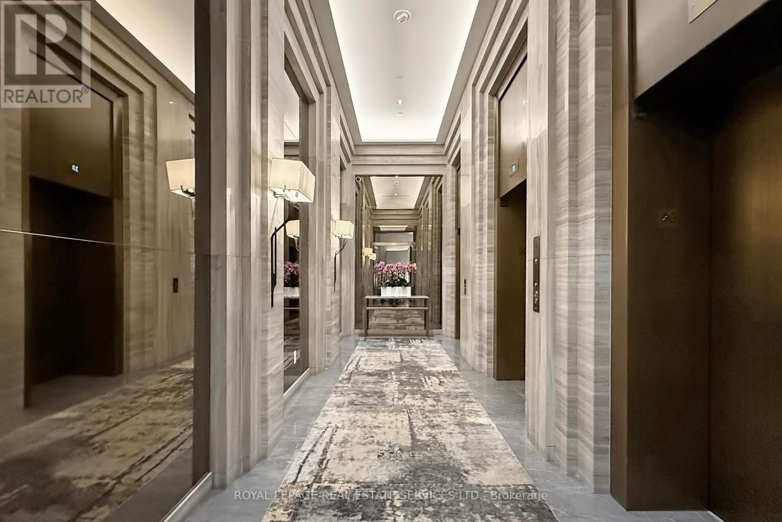 808 - 88 Cumberland Street, Toronto, ON - Indoor Photo Showing Other Room