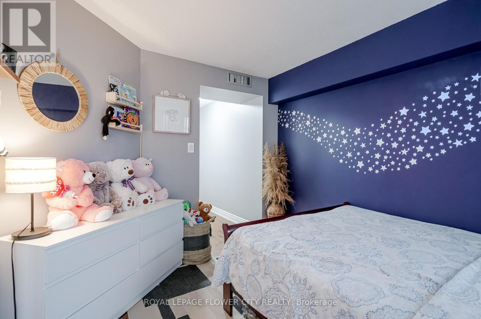 611 - 1 Rowntree Road N, Toronto, ON - Indoor Photo Showing Bedroom