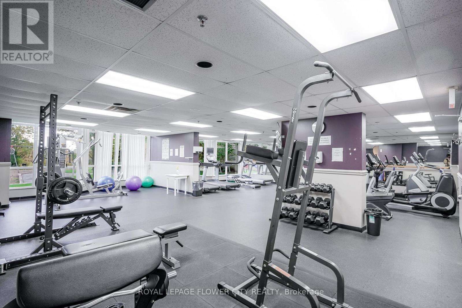 611 - 1 Rowntree Road N, Toronto, ON - Indoor Photo Showing Gym Room