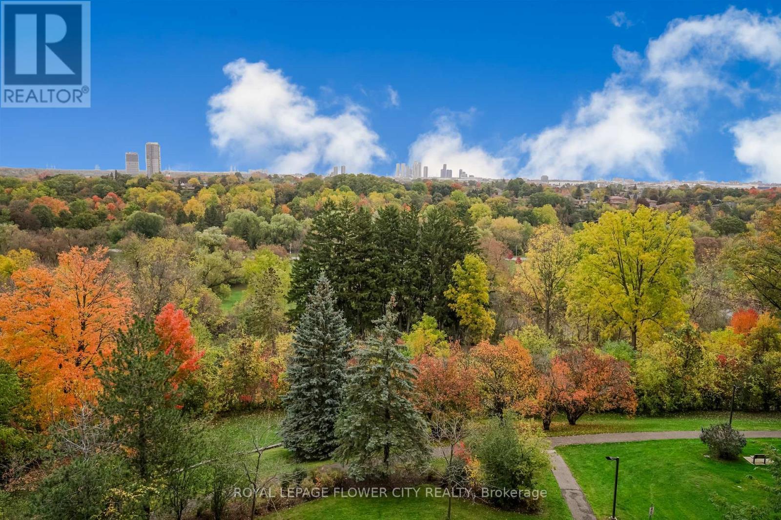 611 - 1 Rowntree Road N, Toronto, ON - Outdoor With View