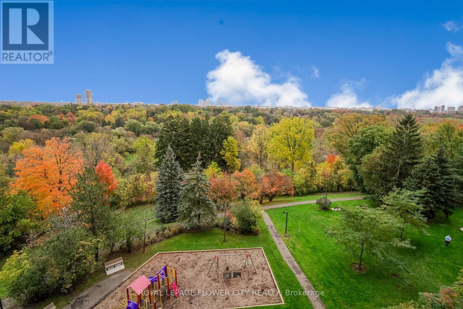 611 - 1 Rowntree Road N, Toronto, ON - Outdoor With View