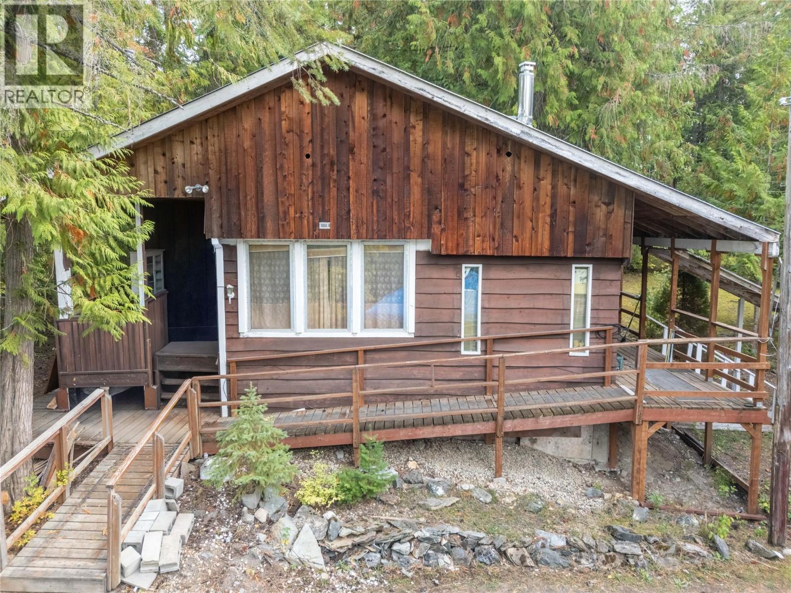 4540 Eagle Bay Road, Eagle Bay, BC