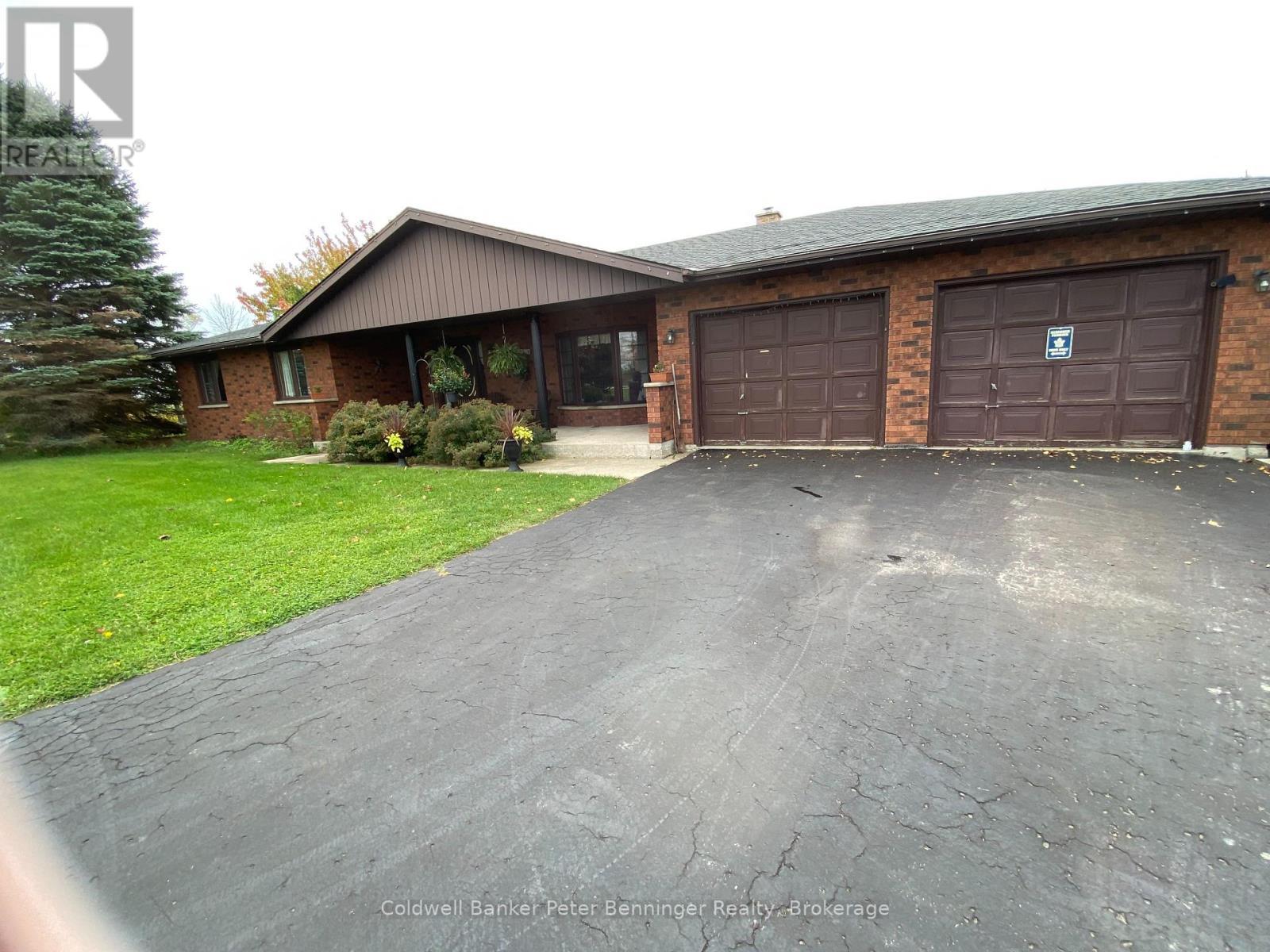 Attached two car garage. - 1315 Concession 8 Concession, Kincardine, ON