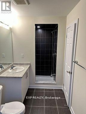 54 Rowlock Street, Welland, ON - Indoor Photo Showing Bathroom