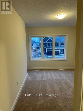 54 Rowlock Street, Welland, ON - Indoor Photo Showing Other Room