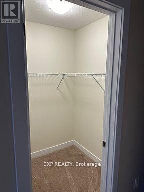 54 Rowlock Street, Welland, ON - Indoor With Storage