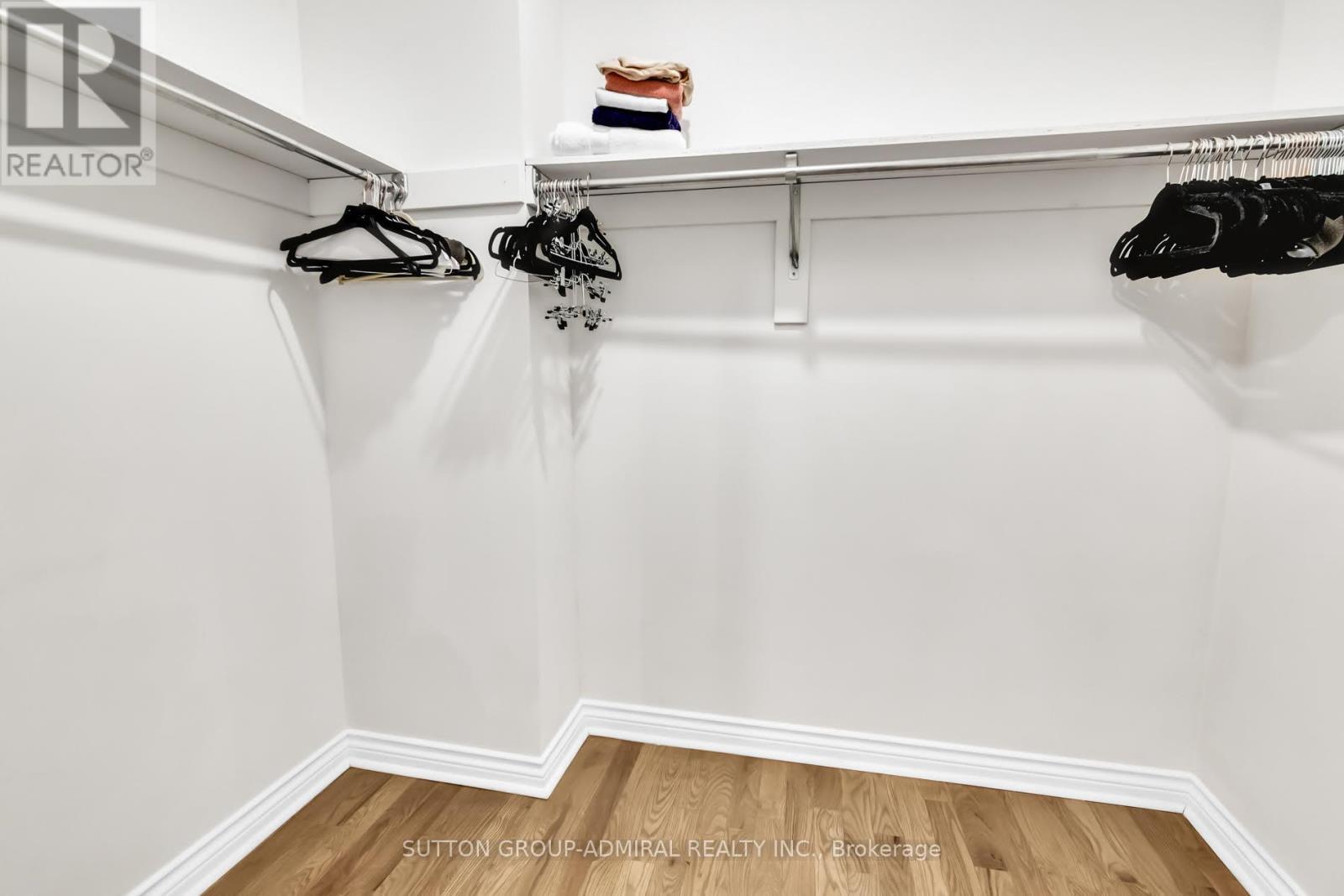 Main & 2Nd - 119 Mccabe Crescent, Vaughan, ON - Indoor With Storage