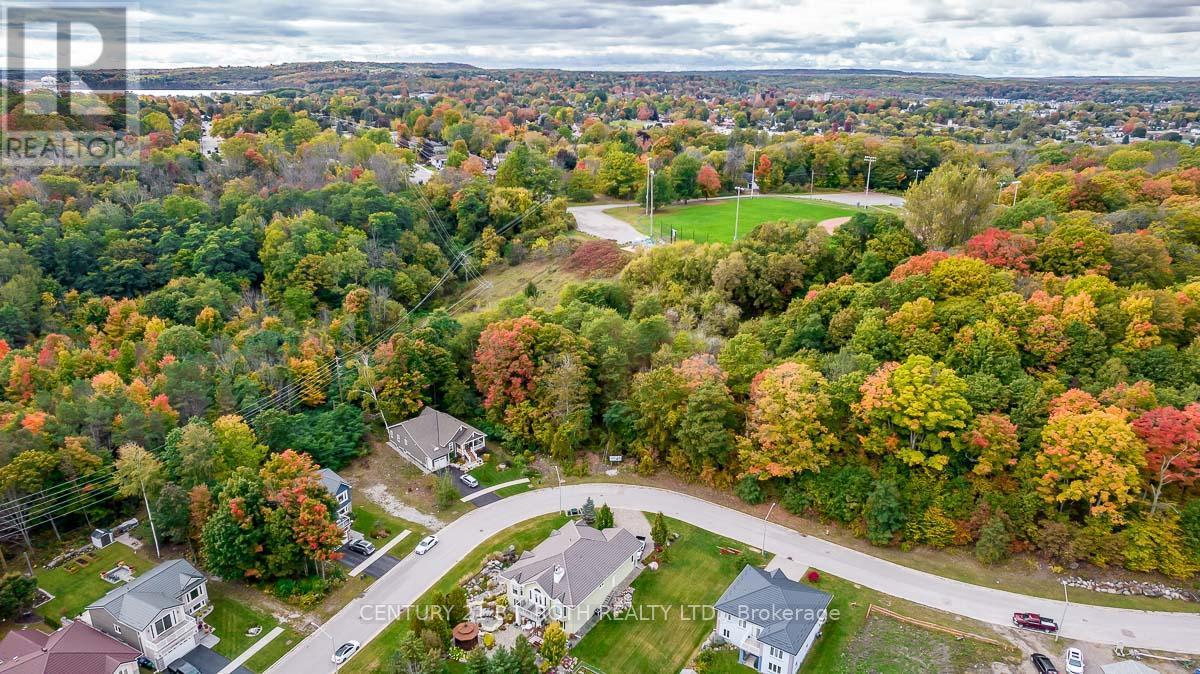 548 Taylor Drive, Midland, ON