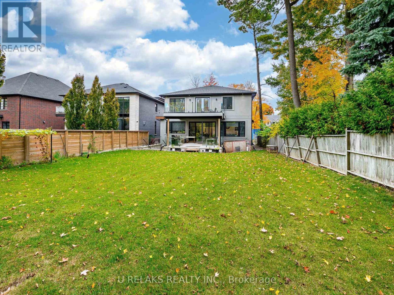 3081 Grenville Drive, Mississauga, ON - Outdoor