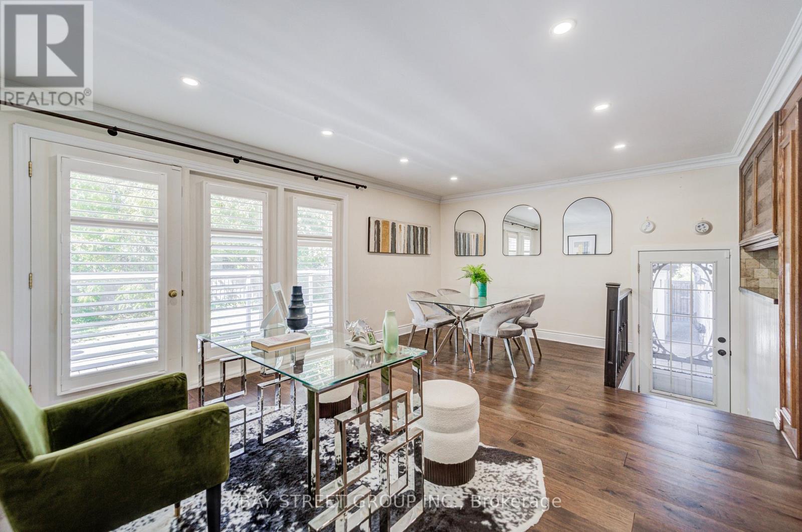 363 Lakeshore Road W, Oakville, ON - Indoor Photo Showing Other Room