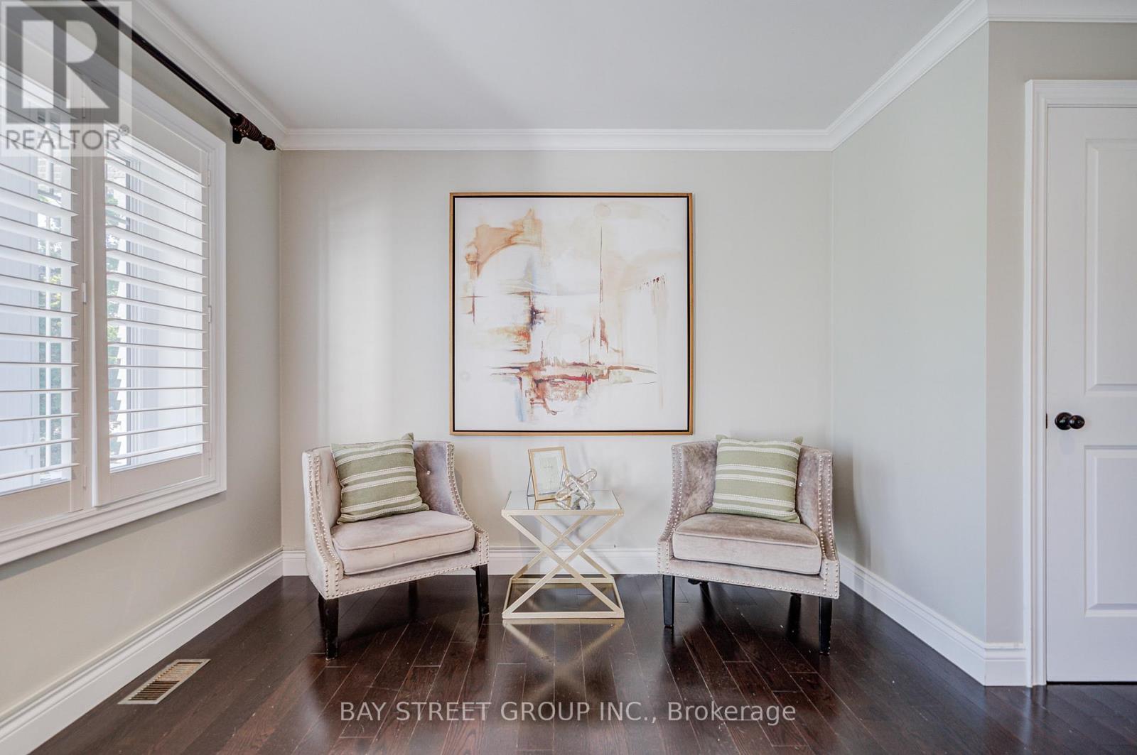 363 Lakeshore Road W, Oakville, ON - Indoor