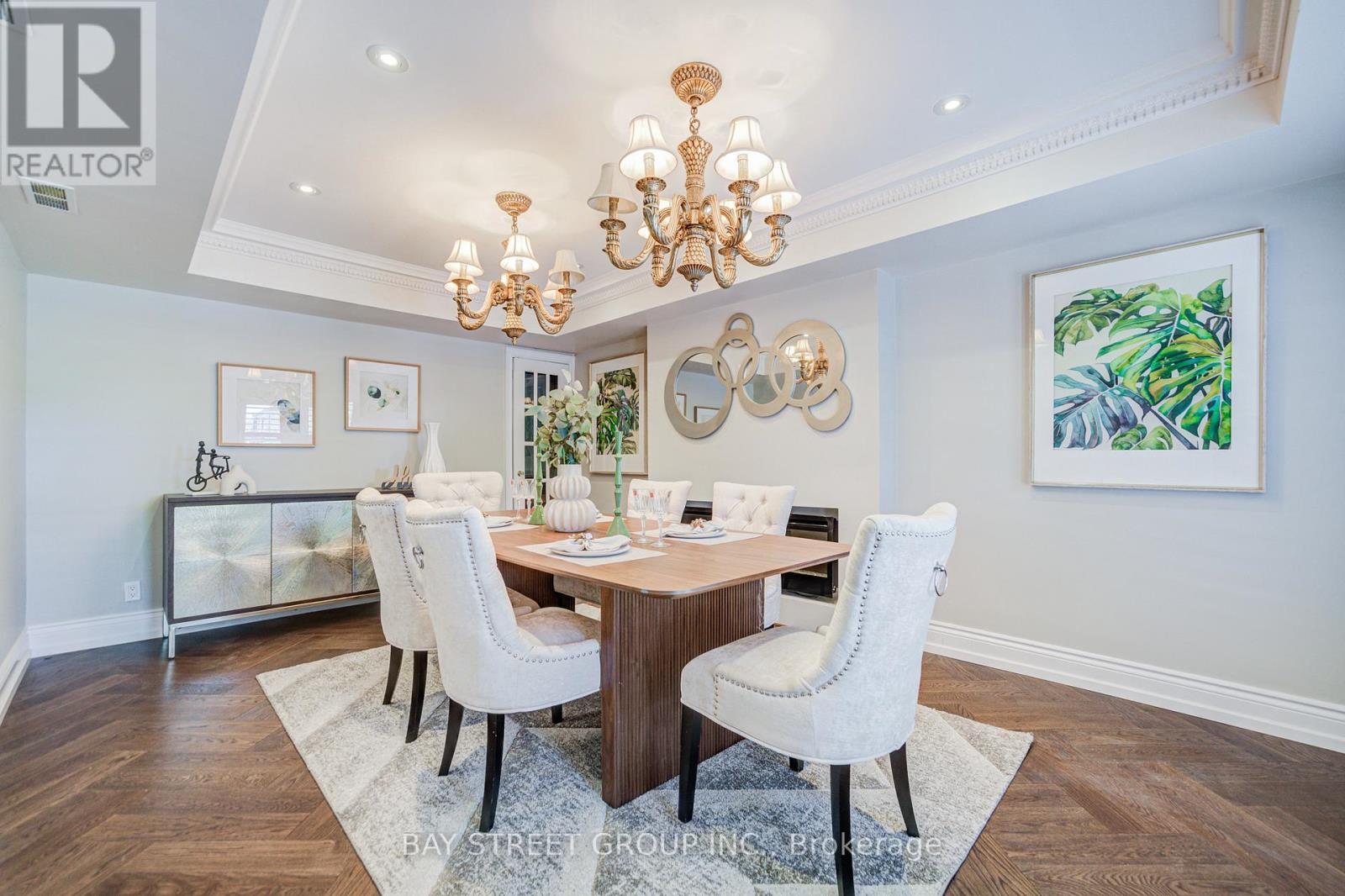 363 Lakeshore Road W, Oakville, ON - Indoor Photo Showing Dining Room